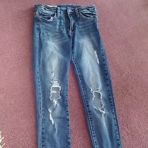 Blue ripped skinny jeans